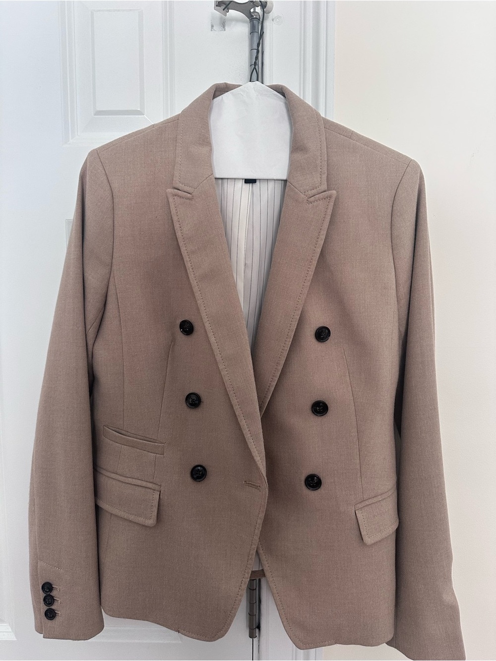 Banana Republic Boyfriend Blazer in Tan